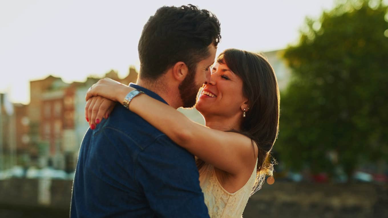 Az egyszerű technika, amitől két idegen egymásba szeretett, a pszichológia szerint