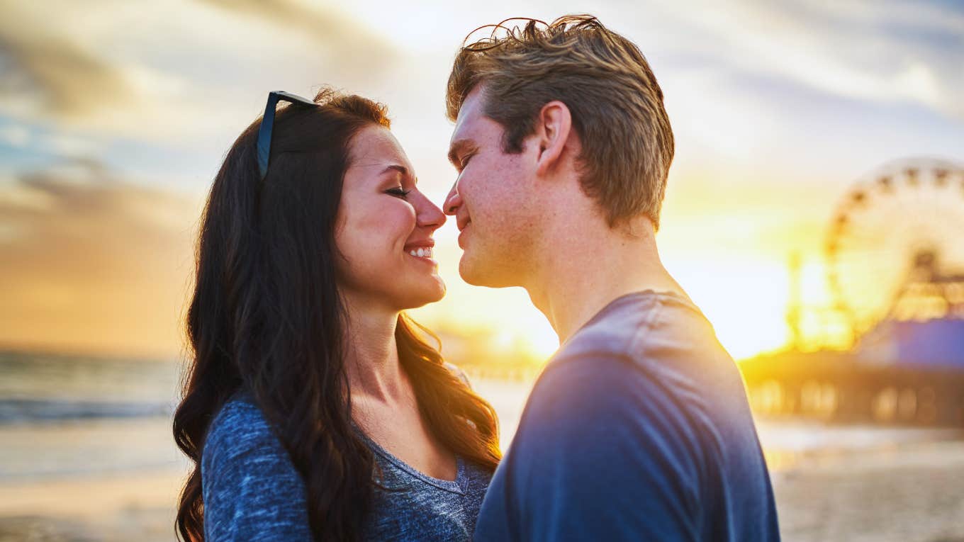 3 Brutális igazságok a romantikus szerelemről, amelyeket nehéz meghallani, feltárja 20 év házassági tanácsadója